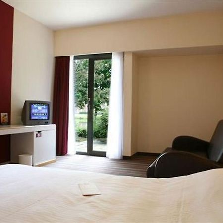 Hampton'S Hotel Namur 维皮昂 外观 照片
