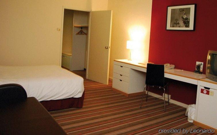 Hampton'S Hotel Namur 维皮昂 客房 照片