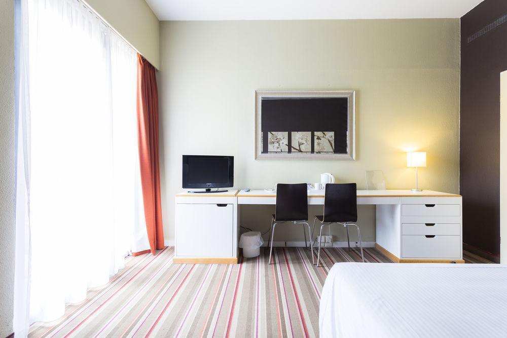 Hampton'S Hotel Namur 维皮昂 外观 照片