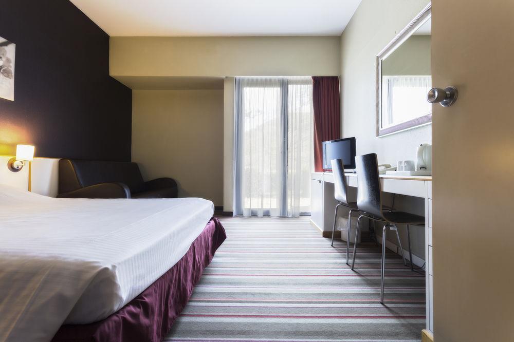 Hampton'S Hotel Namur 维皮昂 外观 照片